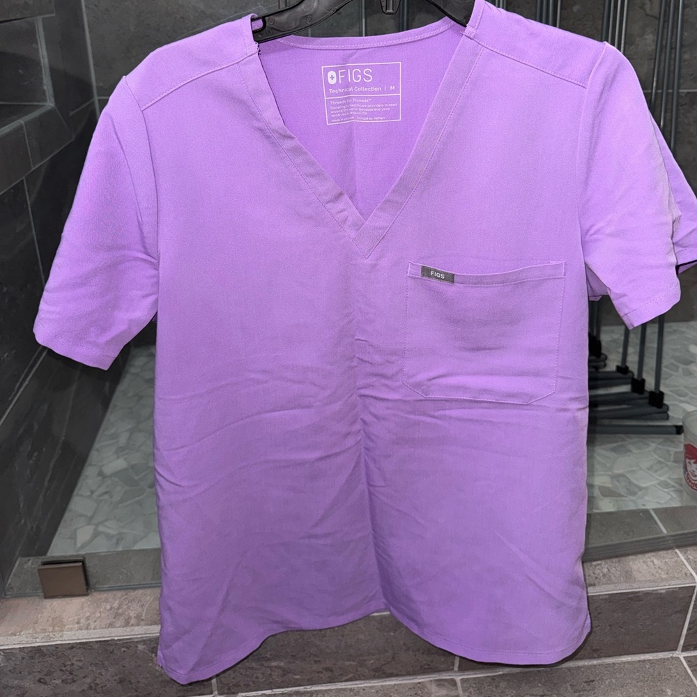 FIGS Scrub Top